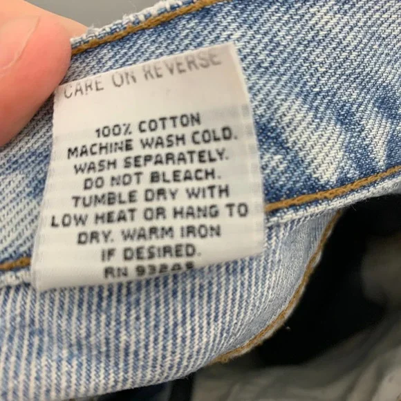 Vintage High Waisted Cropped Embroidered Hem Jeans - Picture 4 of 10